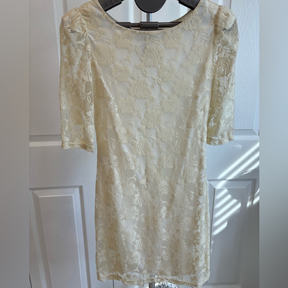 Lace dress